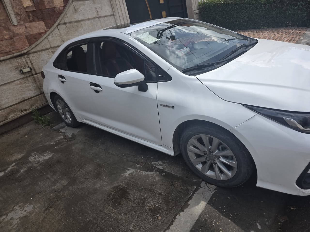 سلام عليكم كورله هايبرد 
موديل 24 مكانها بغداد 
سعر ١٤٥ وبيها مجال بسيط حك جيه
بيها ملاحضات بسيطه  مكفوله من ضربه 
رقم*********** متوفر واتساب
