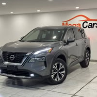 نيسان روج 2023 موصفات SV السعر 158 فقط ماشي 96 mi الضرر جاملغ وربع باب...