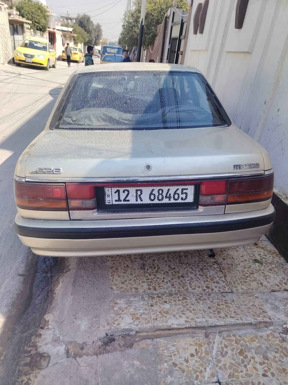 مازدا 626 سنويه ورقم وهزه جديد كربون بيها السياره تبريد كامل بس مايشتغل مكينه 8 كبريتا مكينه وكير وطخم شرط مصبوقه عام جماليه بلا ضرر شرط الوكاله والتحويل السعر 34 بيها مجال *********** اسيا ***********
