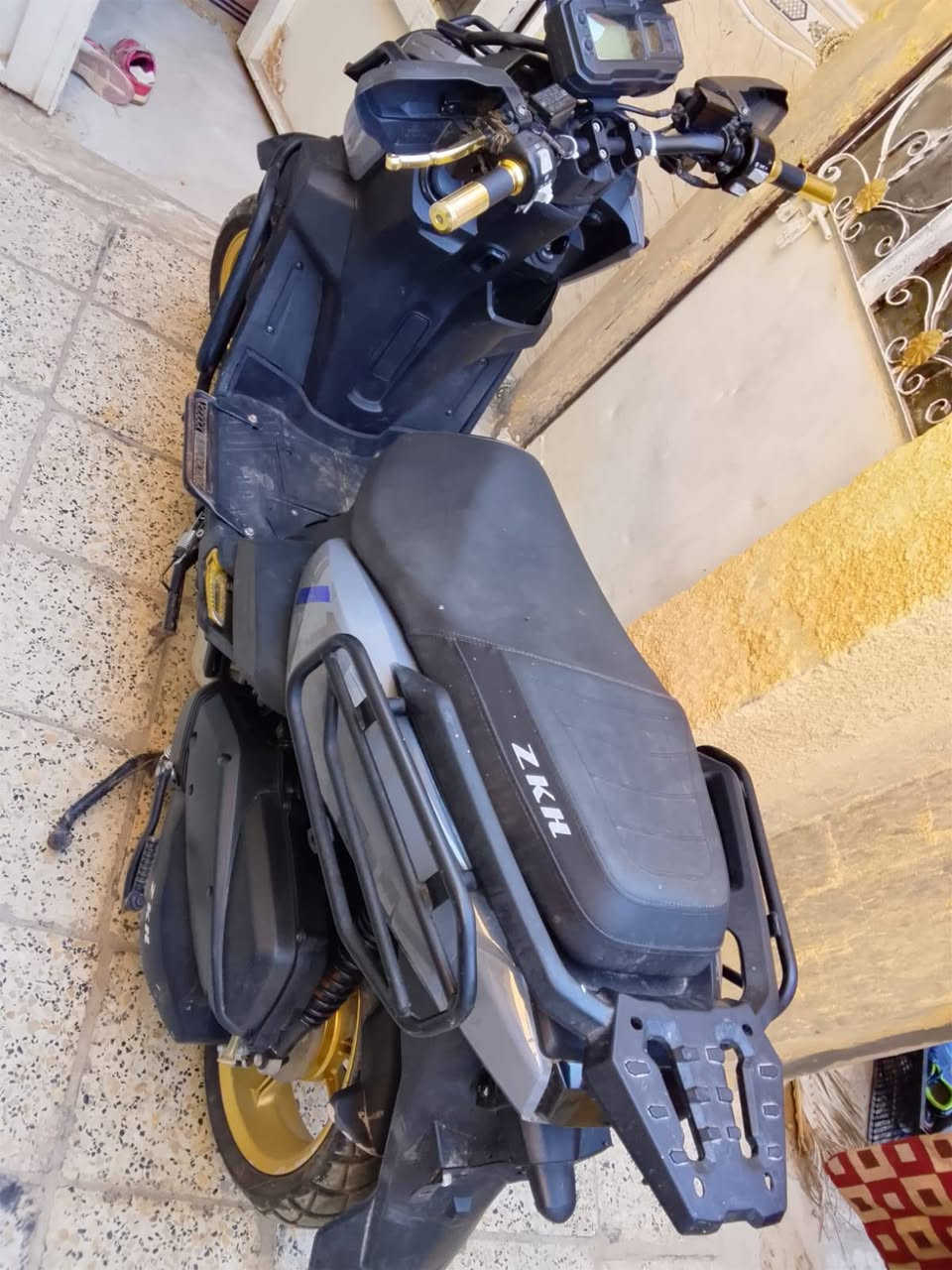 دراجه اباتشي للبيع مستخدمه قليل نضيفه كلش ***********
