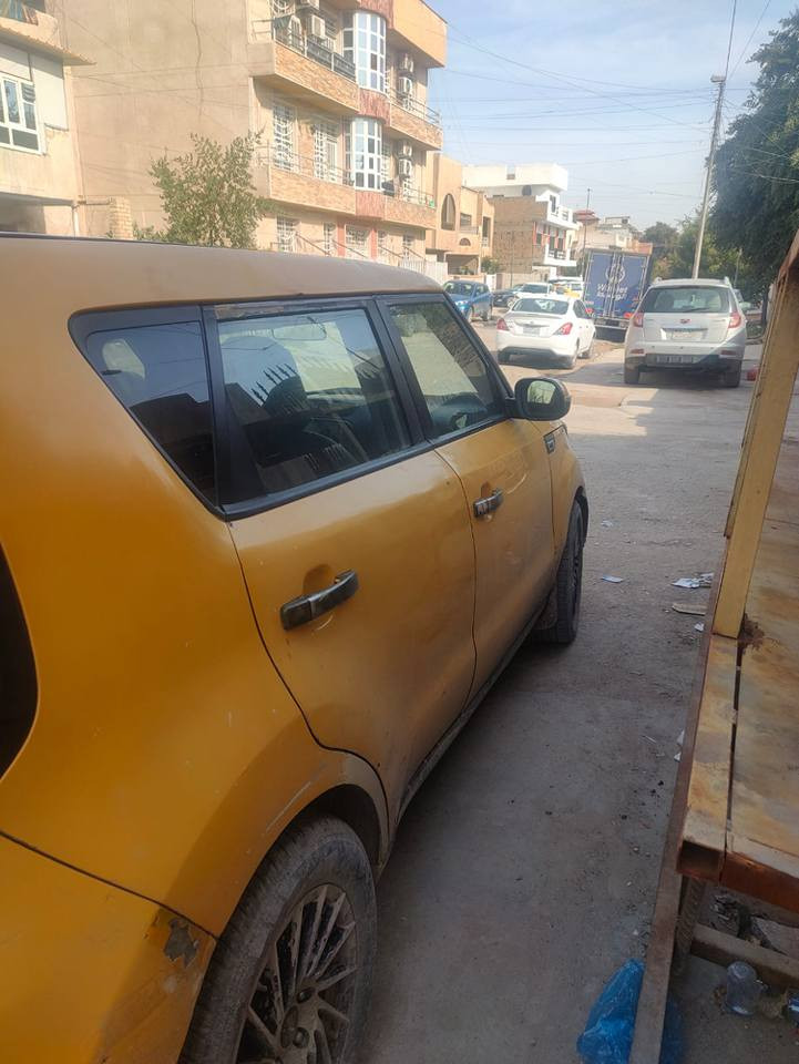 السلام عليكم عندي كيا صول 2014 تكسي  للبيع او مراوس بسياره احدث صول او سوناتا او ابتما او.عنده سياره مناسبا هم يتفضل مراوس  الباقي قصد بلشهر 2لو 3 اوراق الي عنده يتفضل بغداد, العراق


**إذا كنت صاحب هذا الإعلان وتريد حذفه لأي سبب، رجاءا أرسل رسالة إلى الدعم الفني**