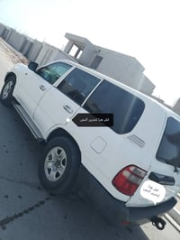 مصفحة • ٢٠٠٦ • كير عادي