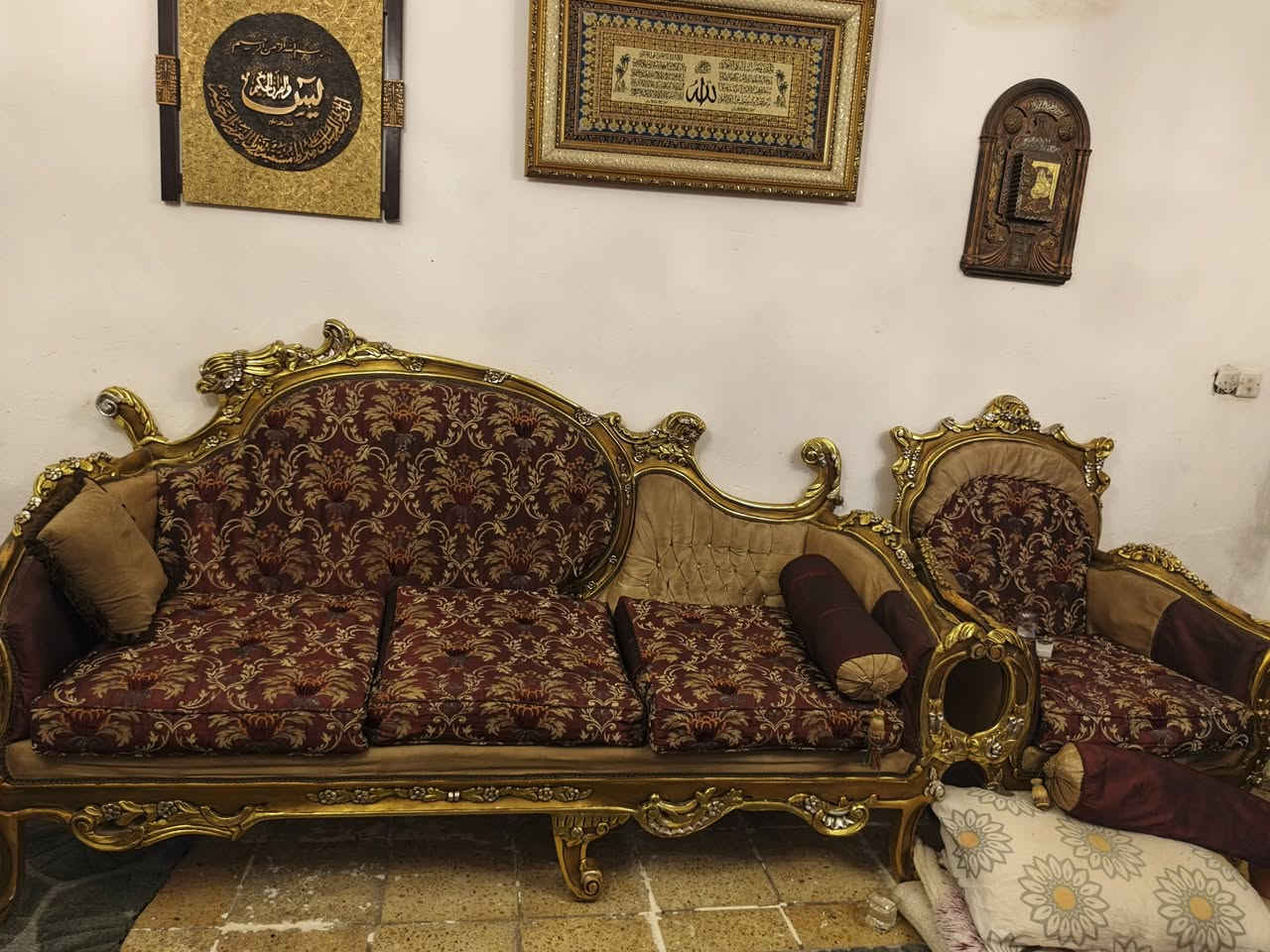 للبيع تخم زان مصري عشر مقاعد


**إذا كنت صاحب هذا الإعلان وتريد حذفه لأي سبب، رجاءا أرسل رسالة إلى الدعم الفني**