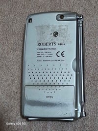 راديو انكليزي • ٣ موجات • منفذ سماعة