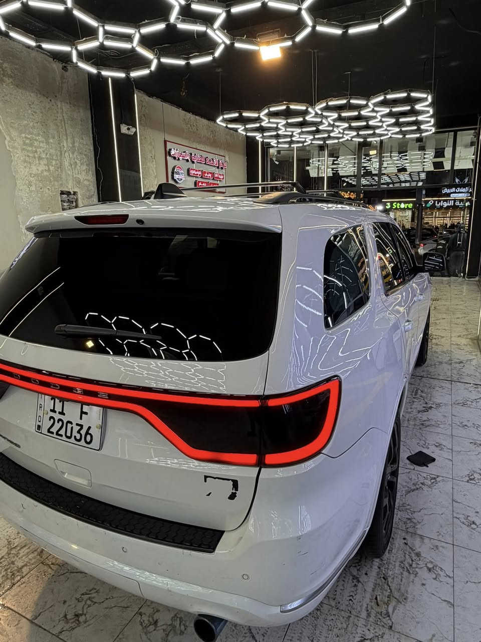 🛑 السلام عليكم

 Durango SXT Plus🛑 

2018🛑

🛑رقم بغداد 

🛑نص فول

🛑كشن كهربائي. 

🛑شاشه لمس

🛑تحكمات ستيرن 

🛑أربع قطع تبريد  

🛑خاصيه تعتيم مرايا الوسطيه 

🛑توقف ذاتي عندً الرجوع 

🛑هيتر مرايا جانبيه

🛑كشن منفصل 

🛑كشنات جلد بلاد
 
🛑ماشيه 142الف

🛑سته راكب 

🛑مسند الصف الثالث كهربائي

🛑صور الحادث مرفقه مع الصور  وتصلحت بامريكا 

🛑باسمي تحويل ثاني يوم 

🛑مكاني المنصور الداودي ***********
