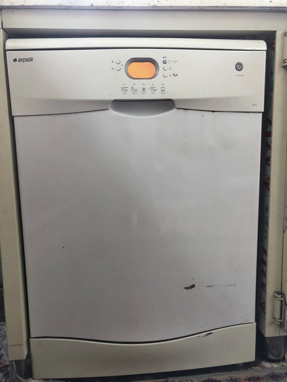 اغراض للبيع اسعار مناسبه غسالة صحون اركلك تركي مال بيت مع بايسكلات    سليمانية رابرين موجود خاص


**إذا كنت صاحب هذا الإعلان وتريد حذفه لأي سبب، رجاءا أرسل رسالة إلى الدعم الفني**