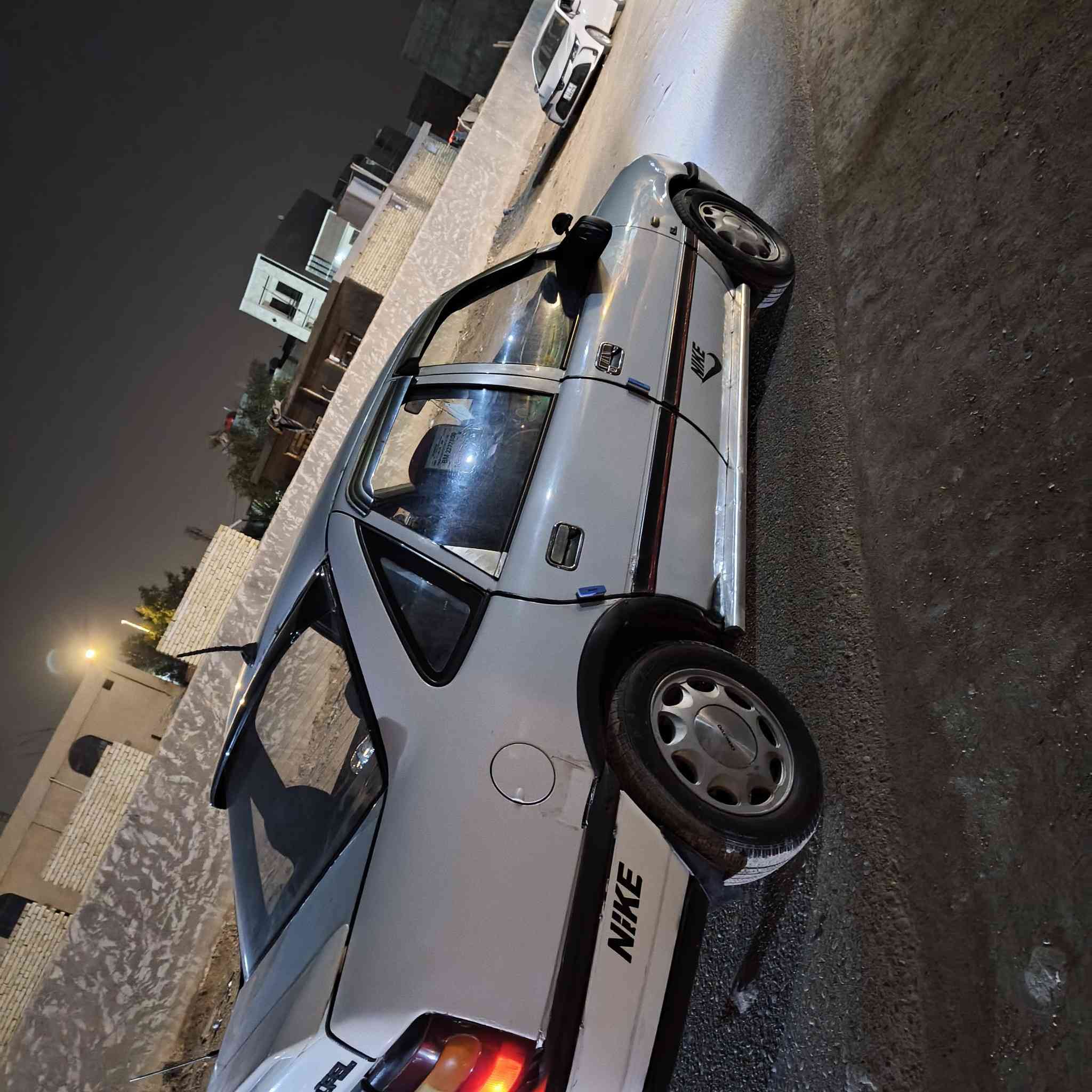 أوبل فكترا 91 دوش  محرك 2000 بلاديه ع شركه قطرة صبغ مابيها تجي وتشوف احله من الصور بيها بس النمرا الثالث تفلت شي قليل تخم تاير صدر امام خلفي لويات خلفية بل جيس السيارة جاهزه من كلشي شعره 35مكاني بغداد ابو غريب هاتف ***********
