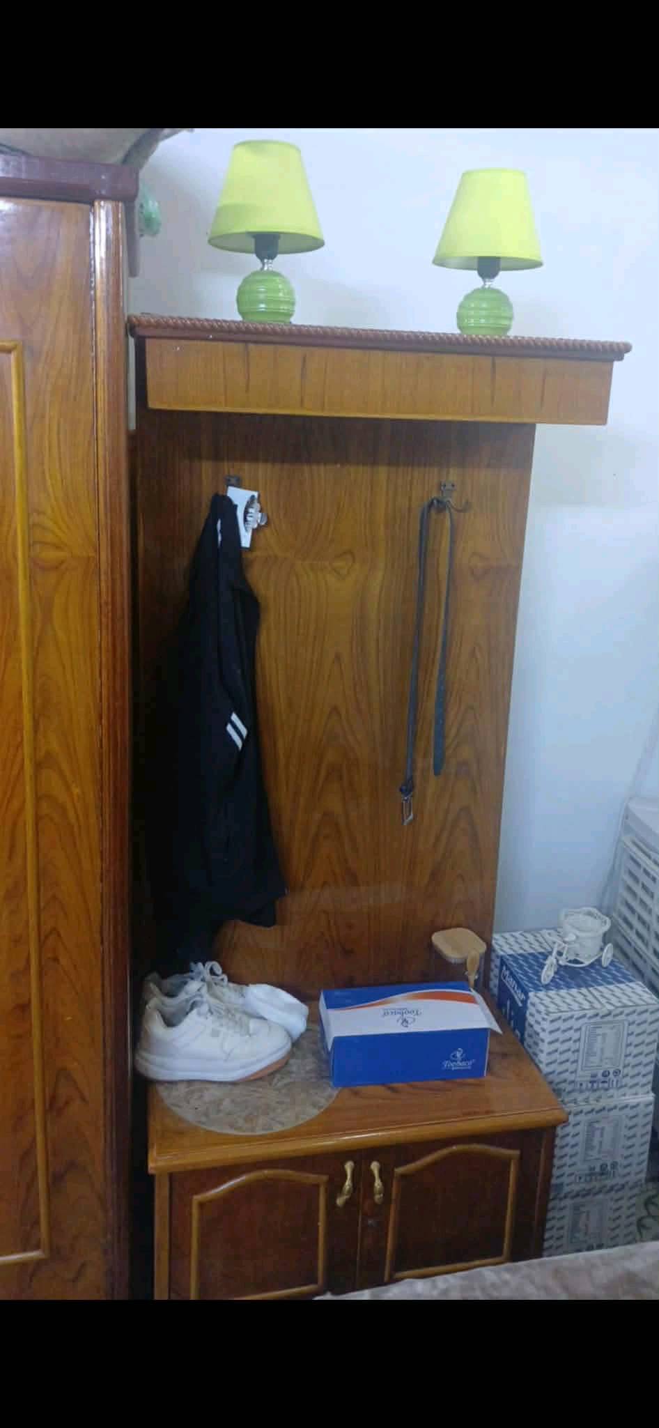 سعره 450 وبيه مجال بيع مستعجل كون اليوم تاخذه بدون حجز رجاءا  غرفه صاج خارج وداخل اخت الجديده مابيه اي ضرر العنوان كربلاء سيف سعد