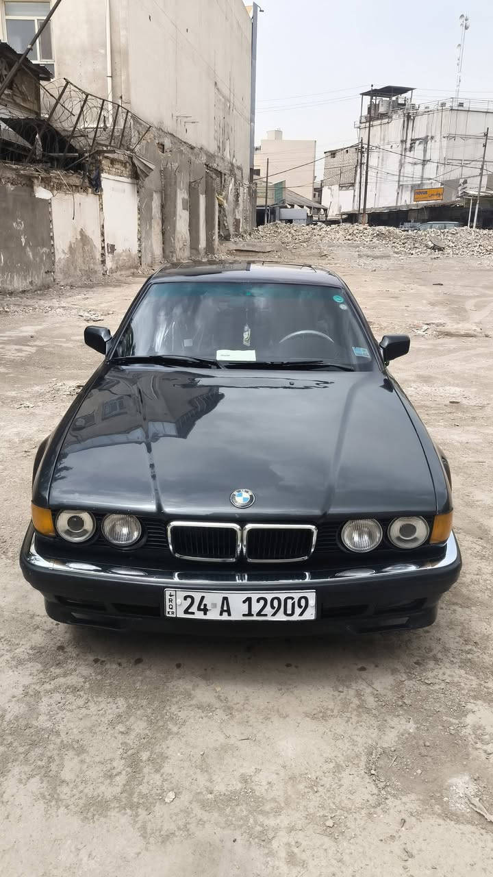السلام عليكم740مكفوله 1992جاهزه من كلشي عليها سستم صوت ومنظومة زنون ***********
