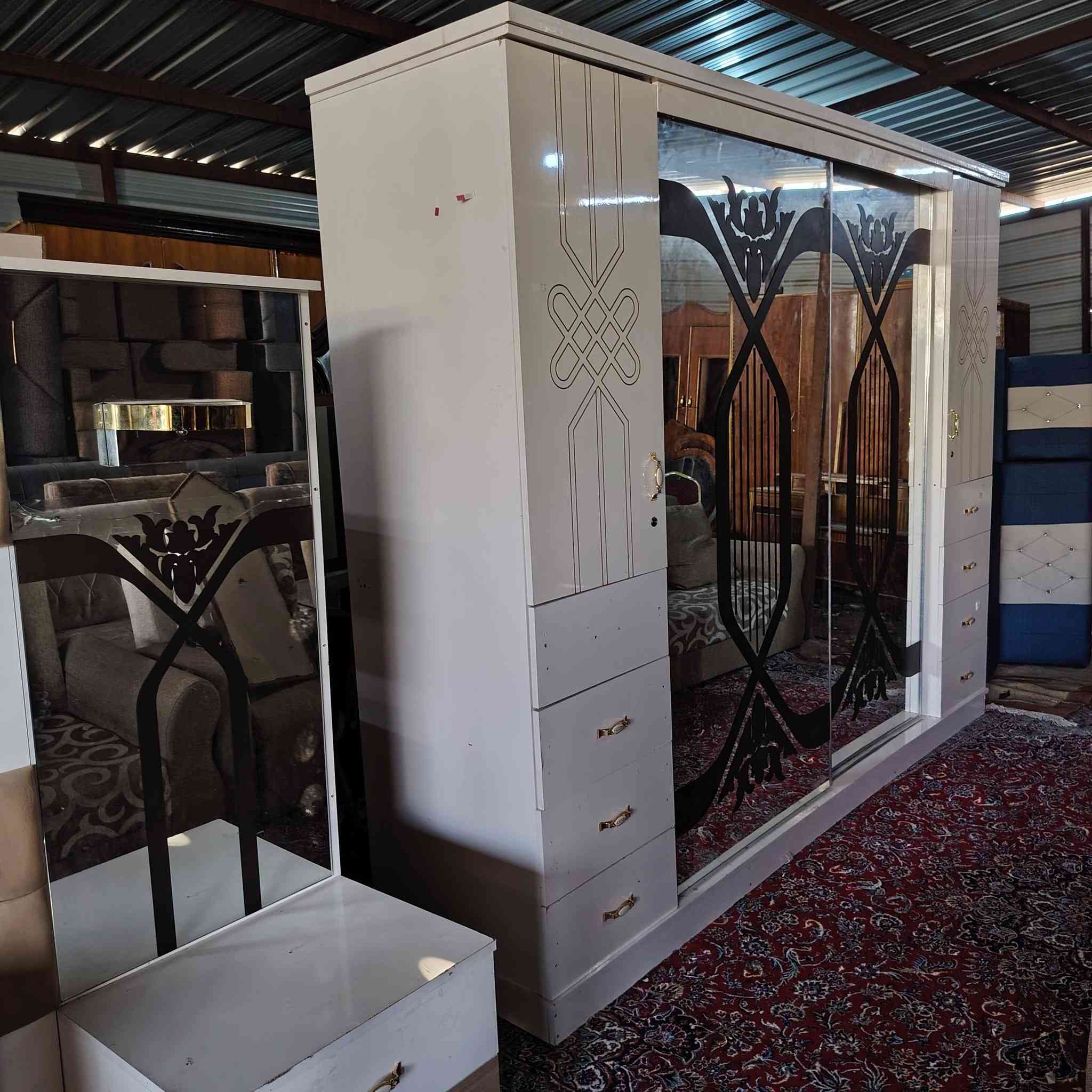 انواع الاثاث المنزلي من التخومة والدواوين للبيع والمراوس وبأسعار مناسبة للاستفسار راسل الصفحة او اتصل ***********  واتساب
