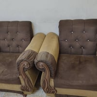 ٢ قنفات • ٢ كراسي • شارع السايدين
