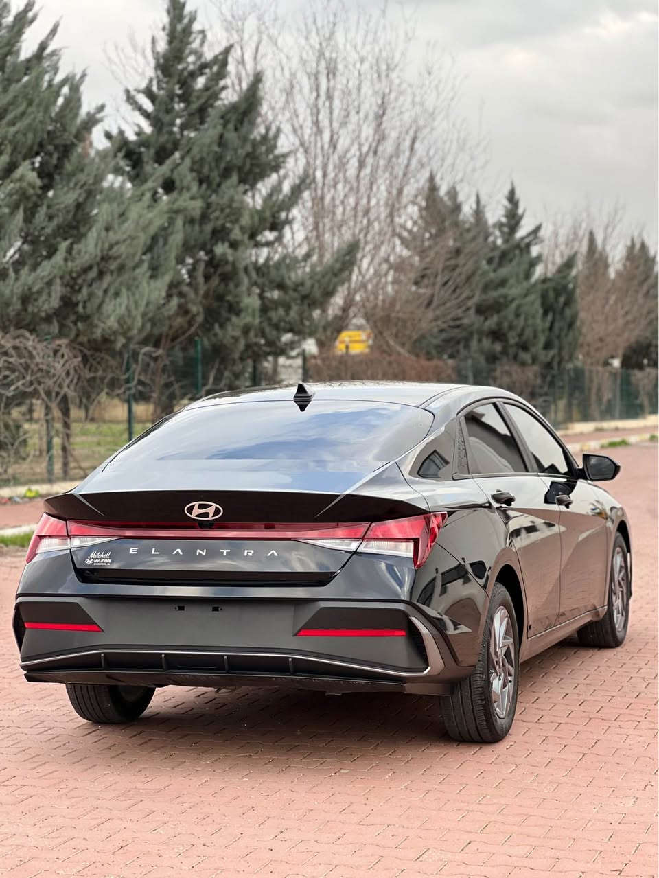 هوندا النترا 2024 كلين بدون  حادث و بدون صبخ بدون بارد بدون شخوط السعر 148$ ومجال قليل 
مواصفات سياره SEL فول فول عدا فتحه 
معروفه گيچ الكتروني تشغيل عند بعد بصمه ابواب بصمه صندوق بصمه تحديد سرعه تحديد مساره شاشه كاميره اناره داخليه متغيره الوان والاستوع رادار امامي و خلفي جانبي وظعيات للقياده نورمال/سپورت سمارت /ايكو /  تحكمات ستيرن كامله اناره يد باب عند اقتراب فتح صندرق عند اقتراب  و هتد... ماشيه 23 mil گير محرك حجر گزوز رادار كل شرط سياره دخول جديد تترقم اربيل دهوك سليمانيه مكان سياره عقره ابعت عن اربيل دهوك ساعه رقم هاتف *********** واتساب رقم هاتف اسيا *********** بث مباشر اكر, نينوى
