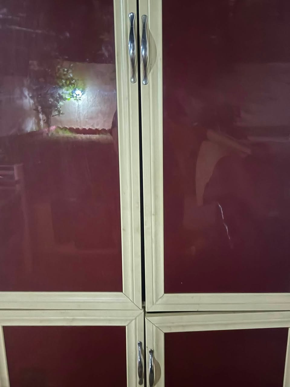 كنتور بابين خشب  للبيع نظيف جداً كما واضح بالفيديو موجود في أوزال


**إذا كنت صاحب هذا الإعلان وتريد حذفه لأي سبب، رجاءا أرسل رسالة إلى الدعم الفني**