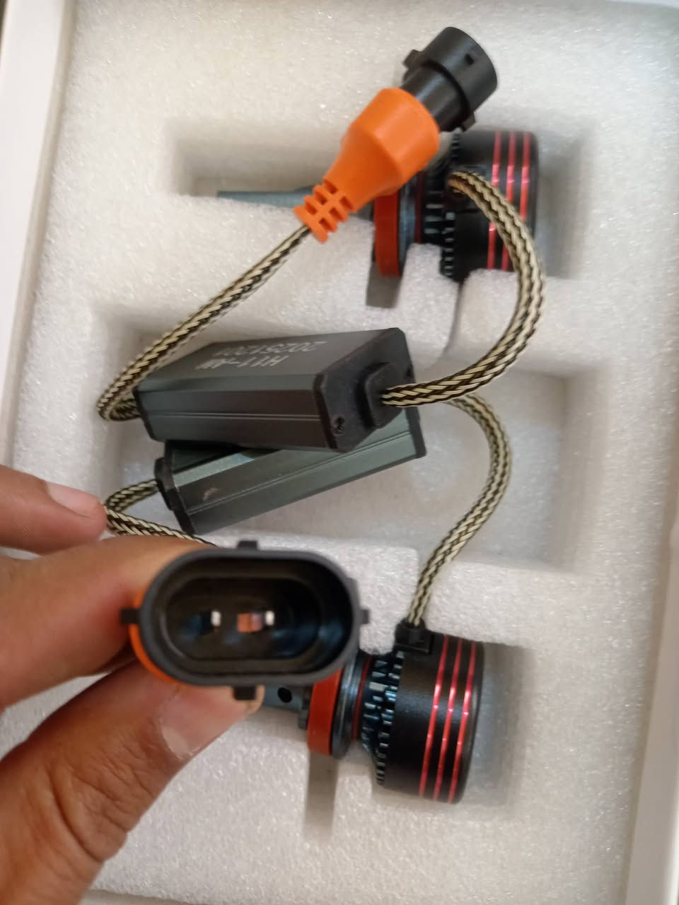 h11شمسي 
15الف توصيل موجود


**إذا كنت صاحب هذا الإعلان وتريد حذفه لأي سبب، رجاءا أرسل رسالة إلى الدعم الفني**