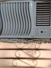 مكيف لمس حال حال السبلت مشتغل موسم واحد تبريد تتفئه السعر 07725646808