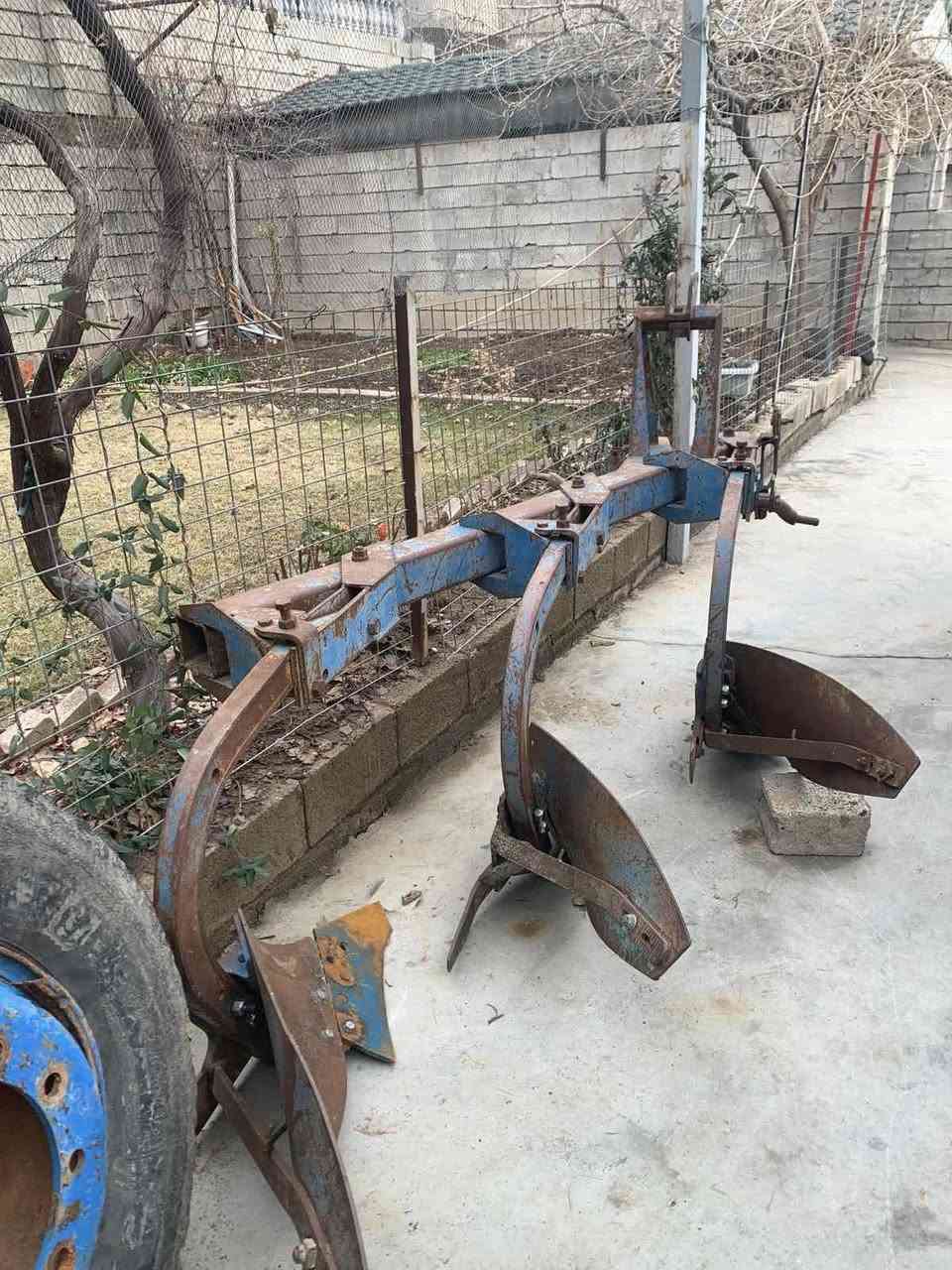 البیع بۆفرۆشتن گاسنی جەگی سویدی سێ قۆل لەسەر وەزعی شەریکە ***********__***********
