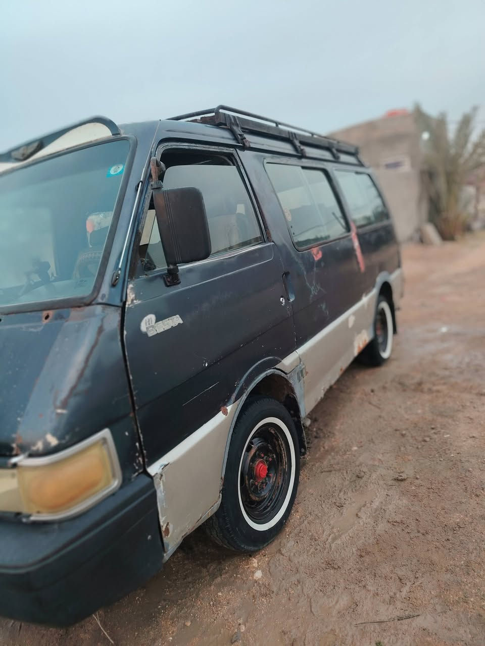 سلام عليكم كيا بسته موديل 95 سنويه ل 28 مكينه كير اكسن كهربائيات تخم تاير مشط دينمو بم تخم نوزل عنبار كلج فوك وجوه كله جديد ارضيه جديده مكان سماوه رميثه  بسمي السعر 40وبيهه مجال وللستفسار *********** -- ***********
