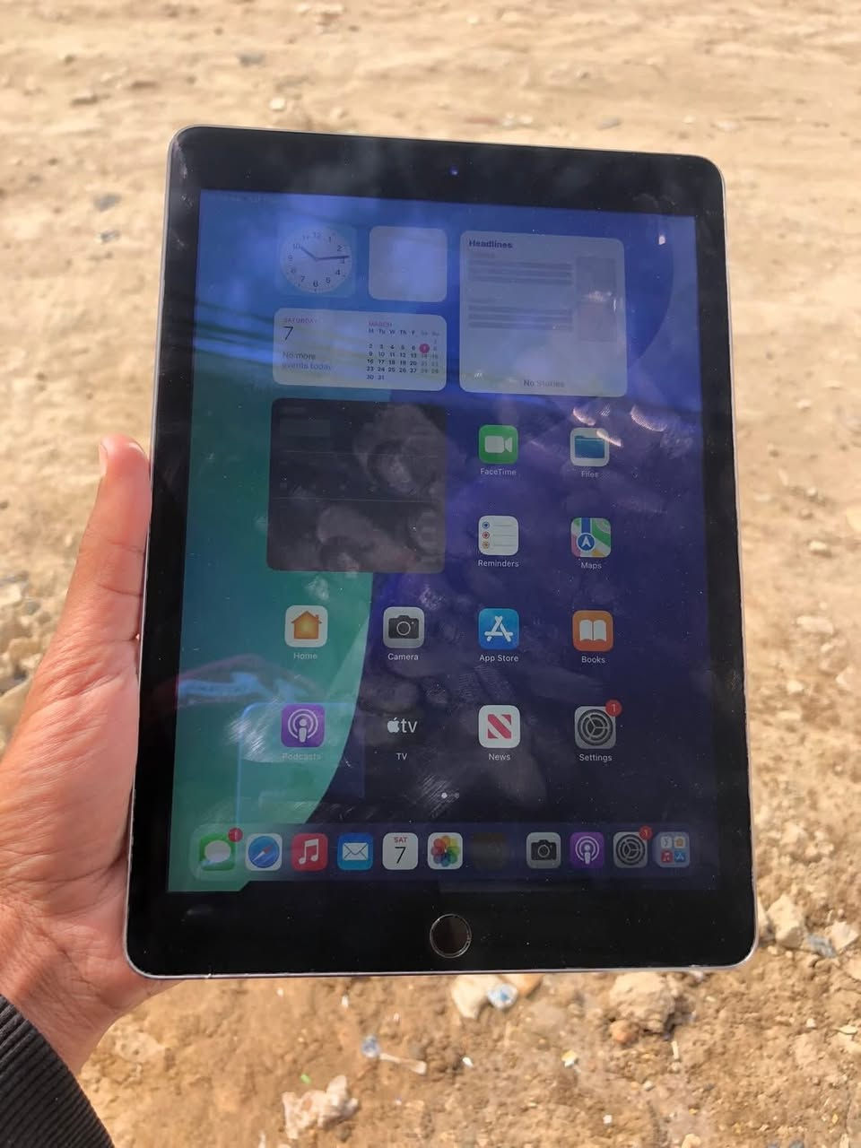 ipad 8
ذاكره 32
بطاريه 95% واعلى . إمريكي . نموذج M
نظافه 100%
ملحقات : قلم + سماعات airpodsMAX + كيبل
متوفر كميات كله وتربروف مفحوص حاسبه
فحص + ظمان 3 ايام
 سعر 165 مع توصيل
للحجز ارسل رقمك وعنوانك


**إذا كنت صاحب هذا الإعلان وتريد حذفه لأي سبب، رجاءا أرسل رسالة إلى الدعم الفني**