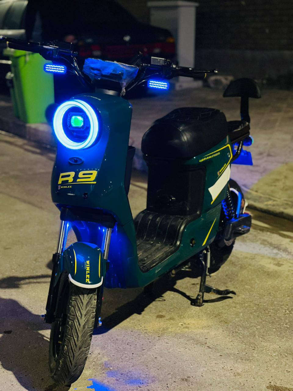 دراجه شحن موديل 25 نضيفه ع ايدي مابيه نقص برغي انضف من الصوره غراضها كامله وياه تجي
مكاني البصره ـالزبير 
رقم الولد ***********
السعر 460 وبيه مجال بسيط
