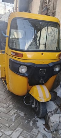 21/11/25 رقم انكليزي مكينه مكفوله تخم تايرات فلنجات كلشي شادله جديد جا...