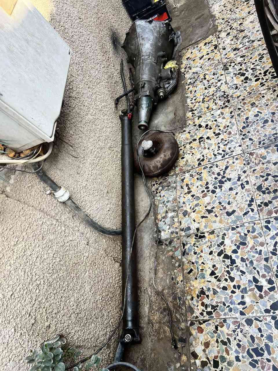 السلام عليكم عندي كير 350 نضيف كلش ضمان ع شغل لتدفع فلس قبل ماتشده وتفحصه هوه والكاردن والصوندات والتورباين وقطره الدهن كامل جبن جديده كاردن صلايب جدد تشده وتدعيلي 
يرهم ع جميع السيارات الامريكيه القديم 
رايده ب 350 الف وبيه مجال 
مكاني بغداد زيونه 
للاتصال 
***********
