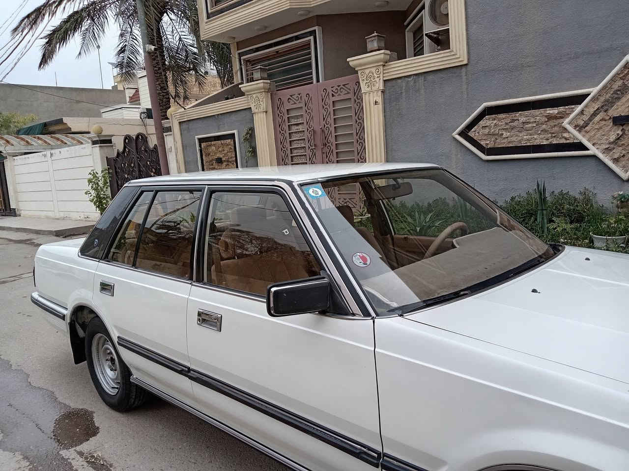 السلام عليكم ورحمه الله وبركاته اخوان سوبر للبيع موديل 84 ماكينه وكير بلادي تبريد تدفئه حداديه كله جديده امامي خلفي اربع بيبان سنتر بلادي سياره مكفوله
للأتصال
***********
***********
***********
