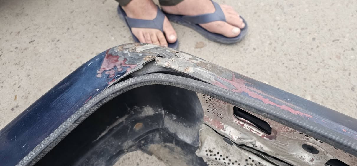 السلام عليكم دعامية خلفية+امامية للبيع الخلفي بيها فطر وكسر مبين هيه وترايشها فقط بدون بليته داخليه بلاديه مو تايوان والامامية بيها  فطر باللحية السفليه ممبين الخلفي ب١٤٠ وبي مجال والامامي ب١٣٥ وبي مجال مكان بغداد شعب حي البساتين او شارع فلسطين 
للاستفسار 
*********** 
ماعندي توصيل عندك شخص خلي يجي يشوفها لان دزيتها ويه شركه الوسيط وكسروها واني تحملت الخسائر
