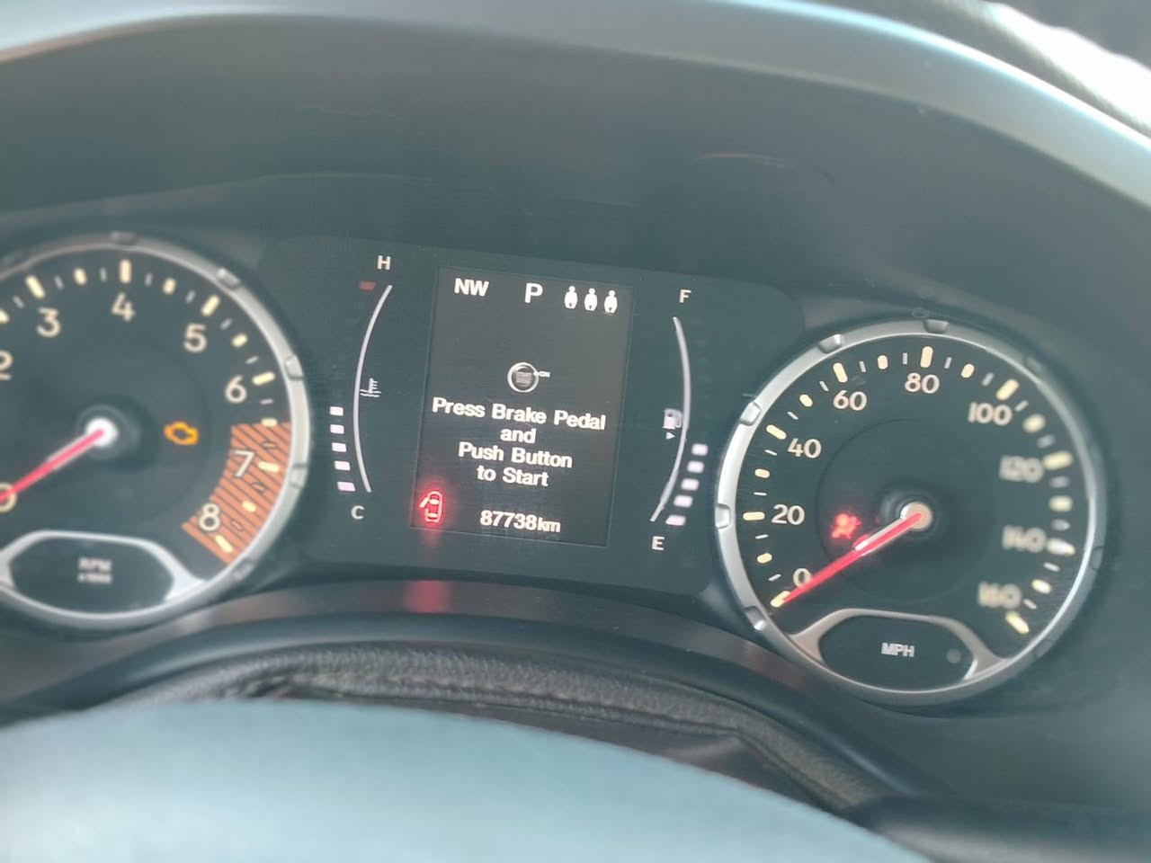 مرخصت الادمن
السلام عليكم 
💠جيب

💠وارد امريكي 

💠محركهة✅2400

💠سياره احله من الصوره بهواي

💠حادثهة جاملغ وبنيد مبدلات فقط

💠سعرهة 125 وبيهة مجال

💠غير متواجد عل فيس 
***********
