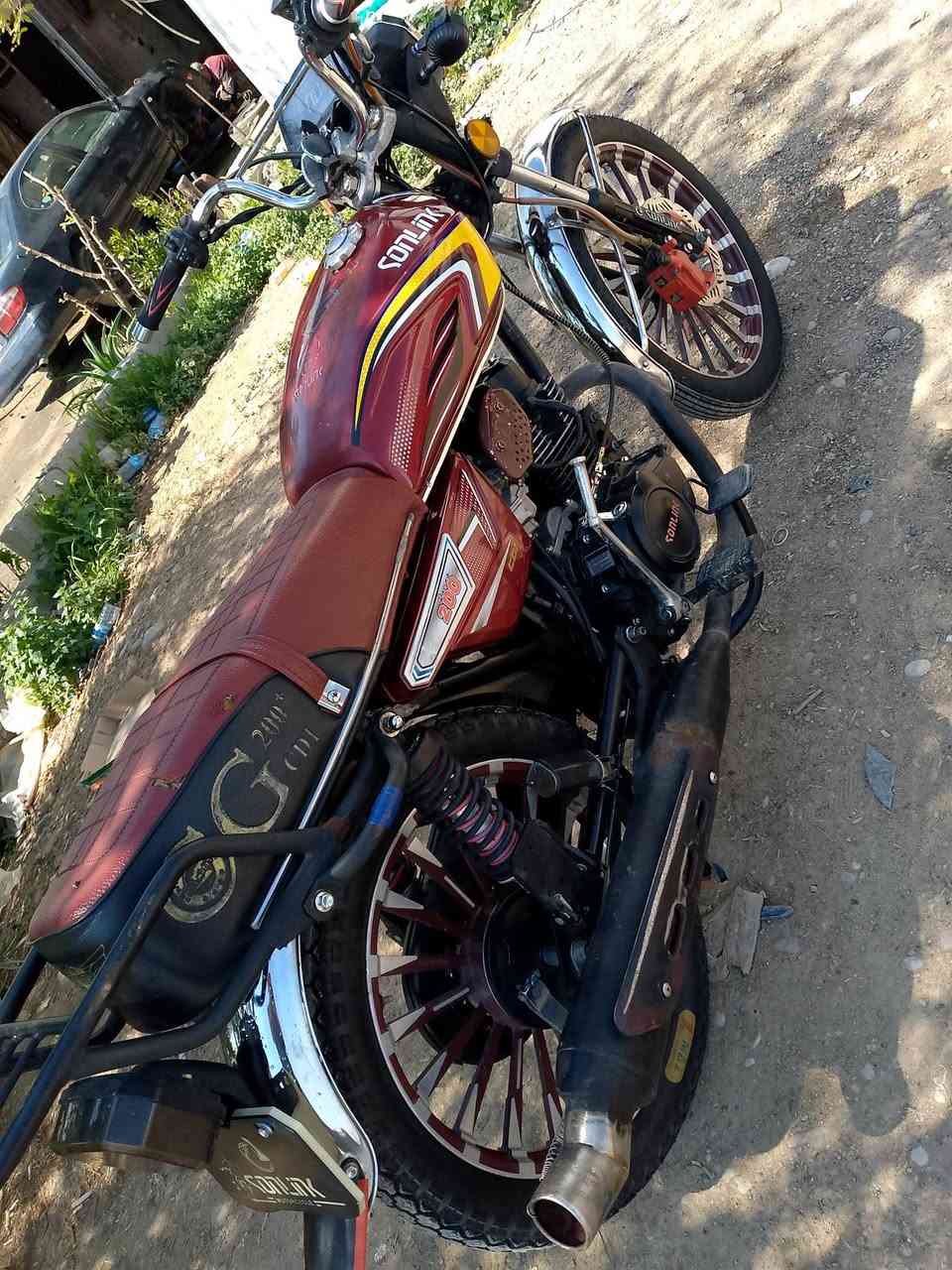 للبيع سيفان موديل 2025ضاقطة وزنجيل الدراجة حلوة بس بيها نواقص بصيطة السعر 675وبيها مجال شي قليل الرقم *********** مكاني اديالى الخالص هبهب
