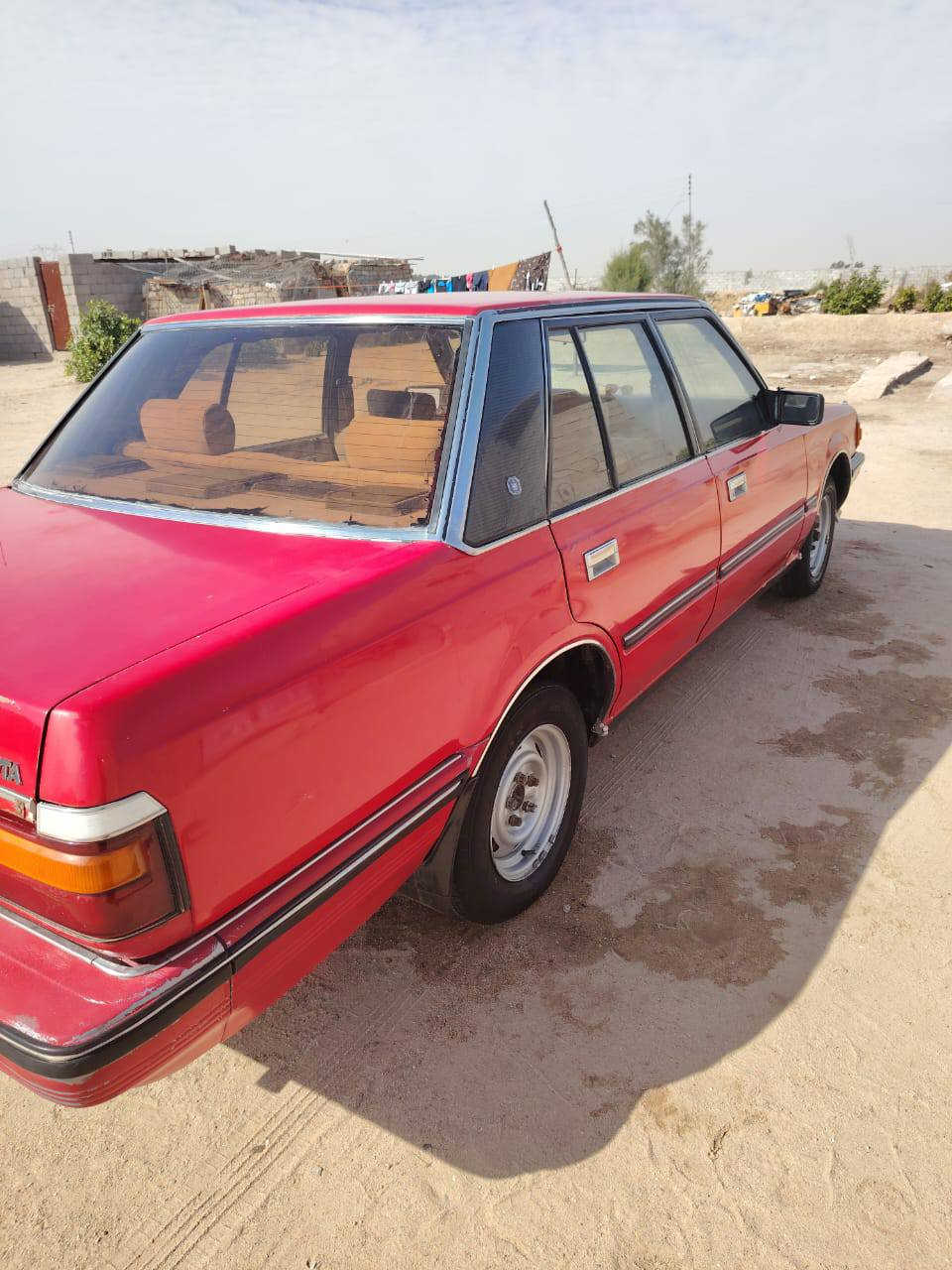 السلام عليكم للبيع سوبر موديل 84 رقم بغداد دولي بأسمي مكينه وكير 2500  سياره مكفوله كص ونقل وعيب شرعي مكاني بصره سعر ٥٠ وبيها مجال رقم الهاتف ***********
