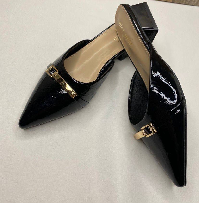 حجز والاستفسارات يمهم بنات دخلو للبيج روز ستور 
نكملج اناقت العيد والاوتفت مالتج🤭🩷✨
أسعار مناسبة 💸 كوالتي عالي 👌
بضاعة راقية تليق بذوقج 🌸
👜 حقائب نسائية بجميع الأحجام والألوان
👛 جزدان نسائي راقي
⌚ ساعات نسائية مميزة
👠 أحذية فلات وكعب
👢 بوتينات راقية
👝 محافظ رجالية
🕶️ مناظر أنيقة
🎨 تتوفر ألوان ومقاسات متعددة
للحجز أو الاستفسار عن الألوان والقياسات:
📩 دايركت
☎️ أو عن طريق الواتساب: ***********
