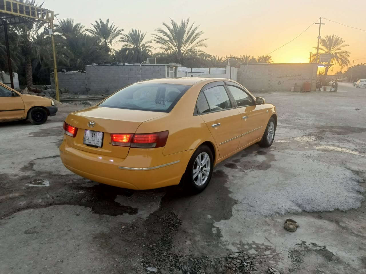 السلام عليكم سوناتا خليجي 2009 سياره جاهزة مكينه كير تبريد حداديه كهربائيات تخم تاير سنوية ل2029رقم  بصره نكليزي مصفره هيئة وغرامات بيها ضربه بل جاملغ الخلفي ما واصله لقبق البانزين ولا واصله للحوض سياره نضيفه كلش ب٩٥وبيها مجال ترهم مراوس  *********** مكاني سماوه سياره احلا من صور نضيفه كلش
