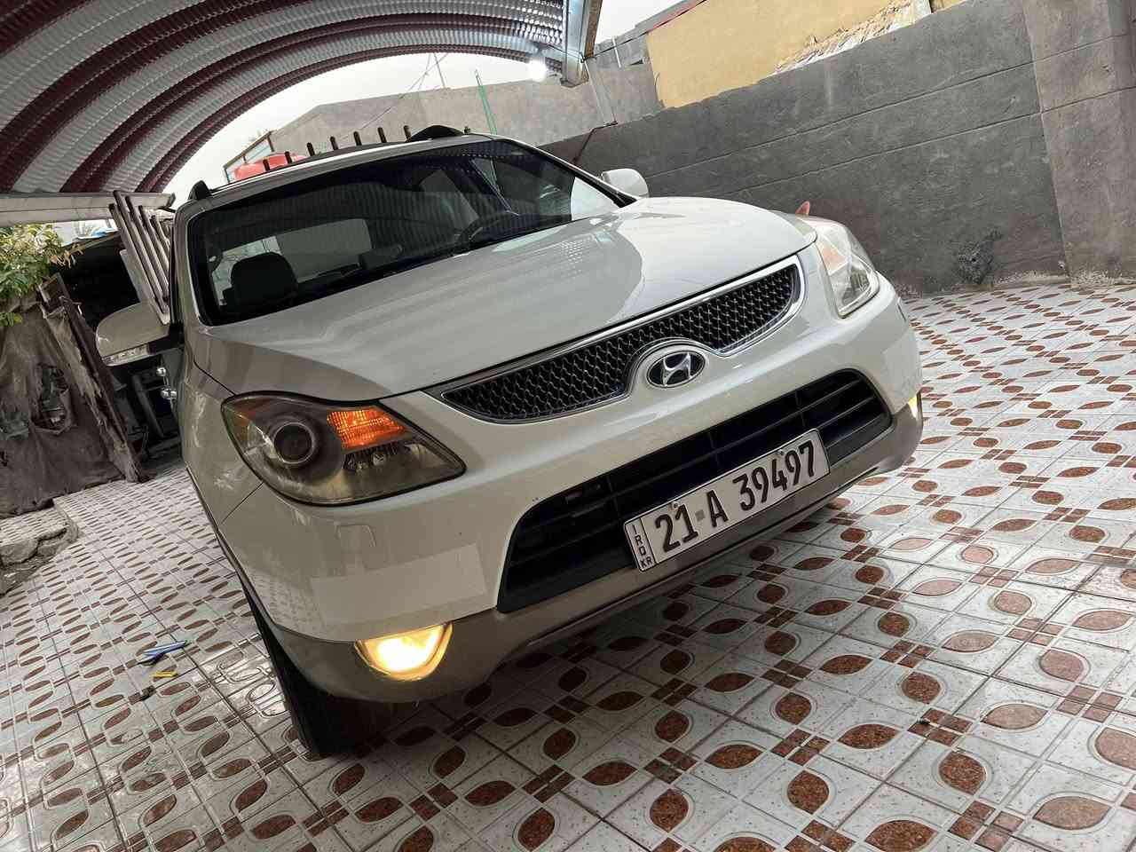 السلام عليكم ورحمة الله وبركاته
هونداي ڤيركروز موديل 2009 خليجي  سياره جديده بالكارتون 

مكفوله كفاله عامه لاضربه  ولاصبغ برغي ما مفتوح بيها 
محرك كير جدد مكفولات بدون فتح مكفولات إلك ضمان بيهن 

حداديه جديده  تخم تاير جديد 🆕             تبريد ثلج ❄️  تدفئه سياره على وضع الشركه كامله مابيها نقص ابد.     
ترايك من الشمال للجنوب وبيها قياده تخبل 

رقم سليمانيه دولي سنويه مجدده لل2027  باسم كردي تريد تحويل تريد وكاله 

فول مواصفات.   1 

بصمه 
بصمه أبواب دخول ذكي 

سبعه 7️⃣ راكب تبريد مركزي ثلاث 3️⃣ قطع 

الصندوق كهرباء 

استيرن كهرباء.    تحكم استيرن جهتين 
فتحه 
فور ويل 
كشنات جلد كهربائية   خزن وضعيات 
حساسات 
اشاير بالمري.  مري شفط 
وبعد بيها هواي مواصفات 

السعر 122 وبيها مجال بسيط 
مكانها بابل مركز المدينه 

سياره جديده وبالعافيه الي تكون من نصيبه 
للاستفسار الاتصال على الرقم التالي 
***********
