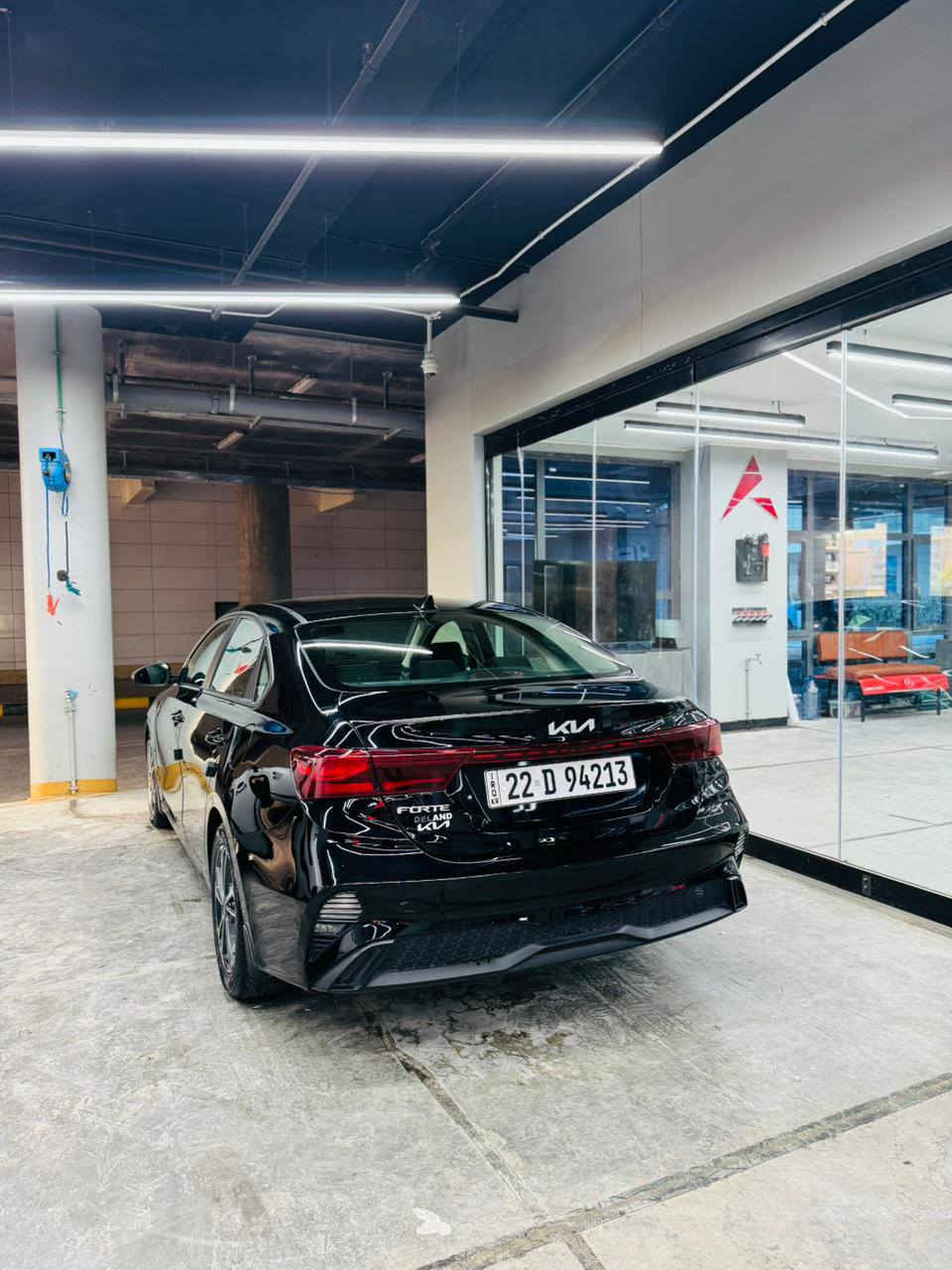 السلام عليكم 
للبيع فورتي موديل 23 رقم اربيل بأسمي سنويه لل 29
تقريرها محاولة سرقه بدون حادث بشرط حتى دعامياتها مكفوله من امريكا بيها اربع اطلاقات ناريه بصفحة السايق ومصلحه على كد مكانها كير مكينه مكفول وسياره حلوه وعلى ايدي مكينه دوش 2000 مكان السياره الحريه 
السعر 163 اتصل على الرقم 
*********** بي واتساب 
السياره ماشيه 38 مايل
