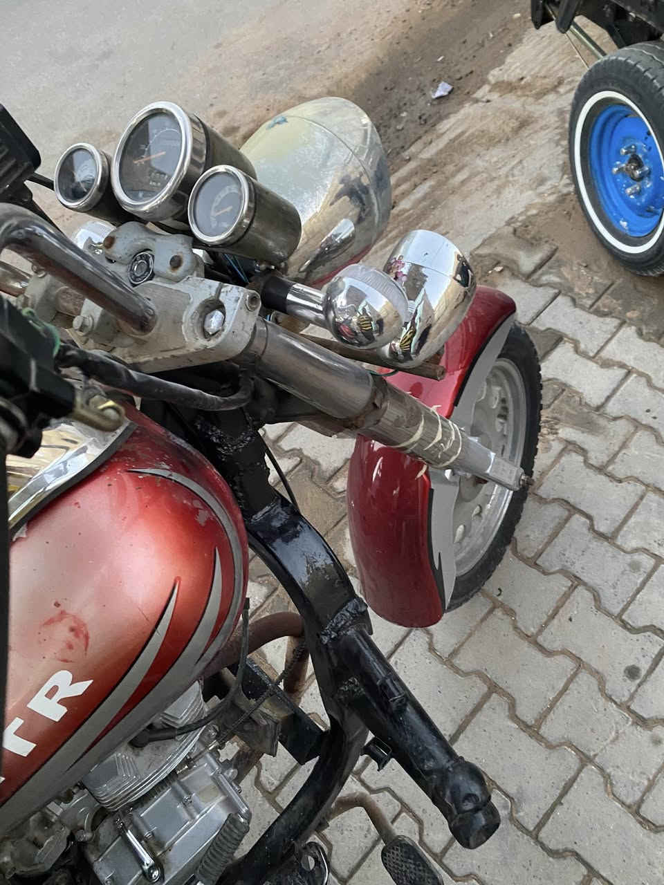 سلام عليكم ستوته البيع مديال7 مكان نجف. سعر ٧٥٠ وبيه مجال  رقمي*********** مكينه وشاصي نضاف
