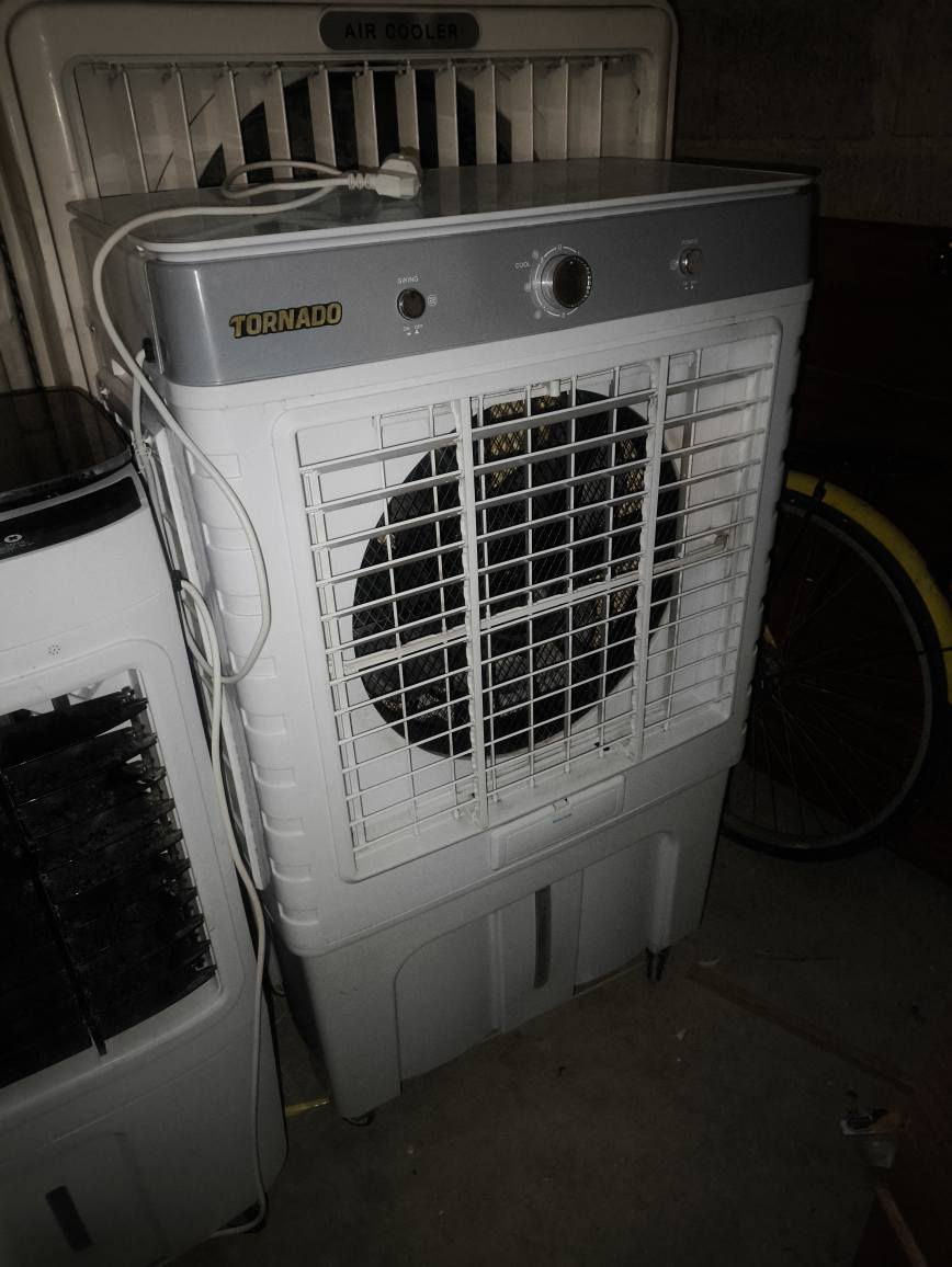 كومه ليك موبه ريده ي بلاستیک بو فروشتن سلیمانی گه یاندنمان هه یه *********** السليمانية, العراق
