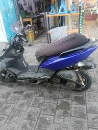 دراجه جيتي ار نضيفه وكفرات وكلشي بيه نضيف تحتاجله بس تبدل شوته لن شوته...