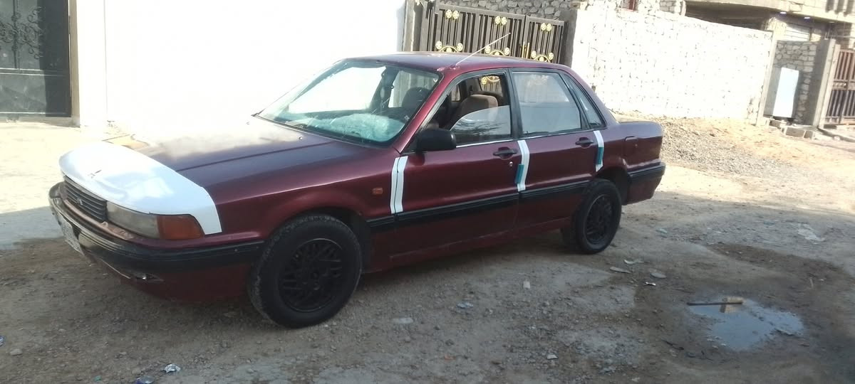 السلام وعليكم للبيع مسيبوشي كلنت موديل 91 مصبوغة عام اثر جراد وجان بيها خيس تخم تاير محرك مجفت جديد صار يومين من جفتة تجفيت. فول بنز وعينة جديد كهربائية كلها شغلة صدر خير من الله ناعم رقم انبار السعر 22 وبيها مجال عنوان لانبار الرمادي ***********
