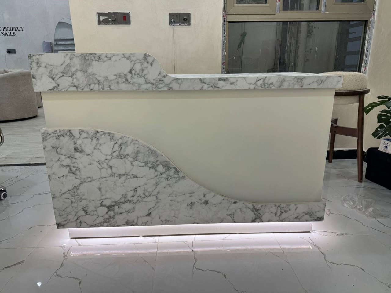 ميز للبيع بسبب  خطأ بالقياس سعر مناااااسب جداً


**إذا كنت صاحب هذا الإعلان وتريد حذفه لأي سبب، رجاءا أرسل رسالة إلى الدعم الفني**