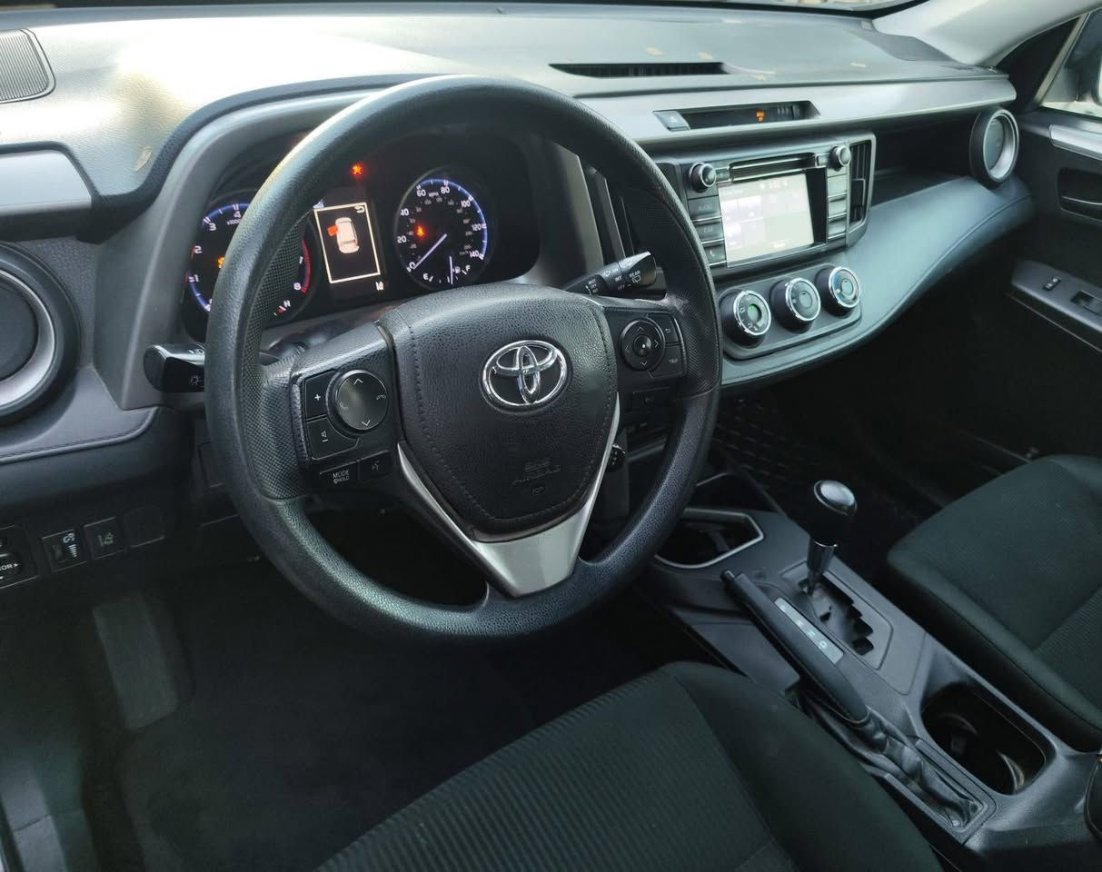 تويوتا راف فور 2018 امريكي

حادث جاملغ بدون دواخل

ماشيه 62 الف مايل حقيقي 

رقم بغداد دولي اب اسمي سنويه جديده وهزه جديده 2030

مكان السياره بغداد العامرية
السعر 143 بيها مجال 
***********
