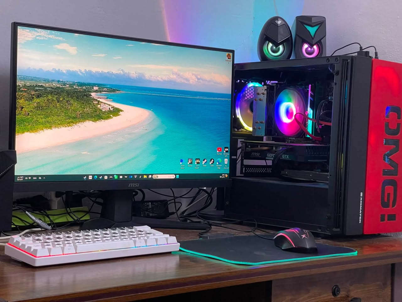 السلام عليكم 
Pc للبيع 
كيمنك كامل غراض فقط تجي تاخذ وتشد بلبيت 
شاشة بلكارتون حجم 25 
شركه msi  
اربع سماعات مع مضخم صوت جدا قوي
 الشاشة تشغل 4K 
بدون لاك نهائي فول مواصفات 180 هيرتز 
كارت شاشة GTX 1660 super
رام 16G
كوراي فايف جيل التاسع حديث 9400
مواصفات كامله موجوده بلصورة معاها هاردين خارجي واحد 1 تيرا والثاني يمكن 512G
اخوان ال pc بدون اي نقص كامله مكمله ومال بيت قليل استخدام والله 
اي لعبة تريدها تشغلك هيا دمعه 
الماوس والسماعات والكيبورد كلهم من ماركه وحده درجه اولى 
سعرها 600 الف وبيها شويه مجال فقط الشراي خلي يخبرني 
مكاني موصل حي سومر
***********
***********
