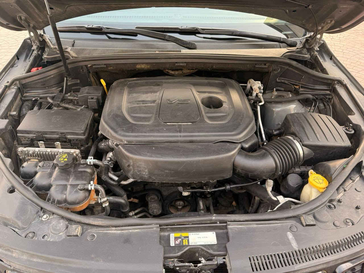 جيب بلاك توب موديل ٢٠لون مميزرقم بغدادالدولي مواصفات فتحه سقف رادارامامي وجانبي اتوستوب حساس خلفي تحكم استيرن وبعدهواي موصفات معروفه موصفات البلاك توب حادثه جاملغ وبنيدمبدلات اصليات بدون صبغ بدون دواخل كيرمحرك  مكفول ماشيه ٦١ميل تبريدثلح صدرجديدتخم تايرجديدويل ٢٠رايدهاب٢٢٠وبيه مجال مكان السيديه ***********/*********** الشراي يتصل
