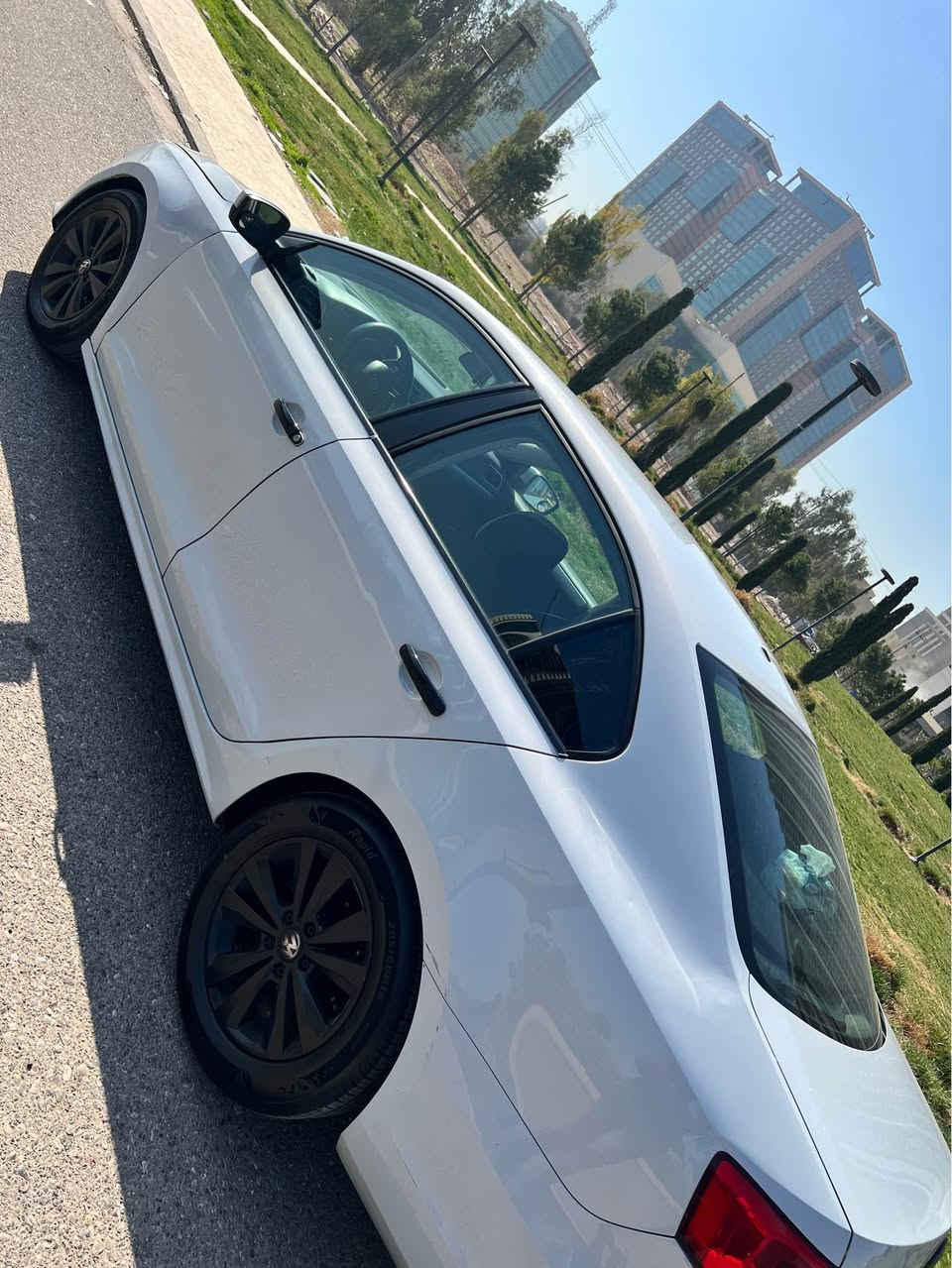 جيتا چه مه نتويي  
٢٠١٧ 
سه ياره نمونه يه له جواني له ره نگ 
پشت و پيش كه پس هه تا بليي توندو توله 
هه ززه ساليانه مه مينه گير ته بريد ته قه و ره قه  هه مووي به شه رت 
به ناو كردن و تحويل و غرامه هه مووي به شه رت 
سه ياره كه ئي مه عره ز نييه 
ويل ره ش 
4تايه ي بيلادي بو دانراوه 
4جام اوتو دژه ته م 
3پارچه سبوغ 
3 تعديل ي هه يه 
هه موو شتي به شه رت هيچ نه قصو كه مو كوري نيه 
ژ.ت.*********** أربيل, العراق
