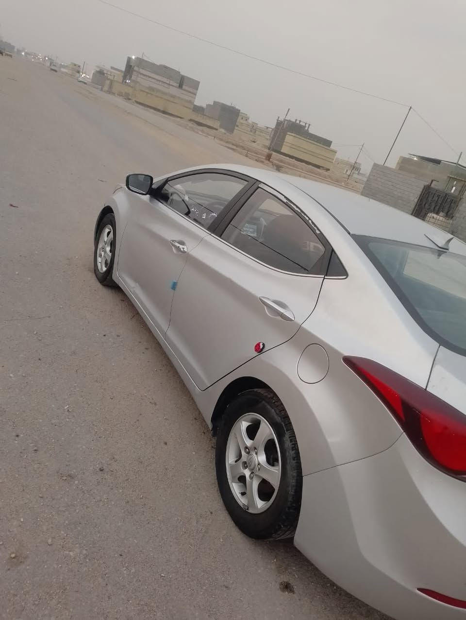 السلام عليكم 
النترا 2014 ..ادوات ..ادوات  دخول جديد كامل مواصفات كصه جنطه  رقم شمالي اصلي متوم ..بصمه تشغيل +بيبان..
تخم تاير جديد.. تبريد قطعتين .. تدفه ستيرن +كشنات.. تحكم سترين .. يادات نيكل.. سياره جاهزه
 كلش اي نقص مابيها  مكينه 1600 
مكينه كير حداديه تخم تاير .. شرط كارتون 
وسياره احله من بصوره
سعر 52 وبيها مجال
مكان البصره ***********
