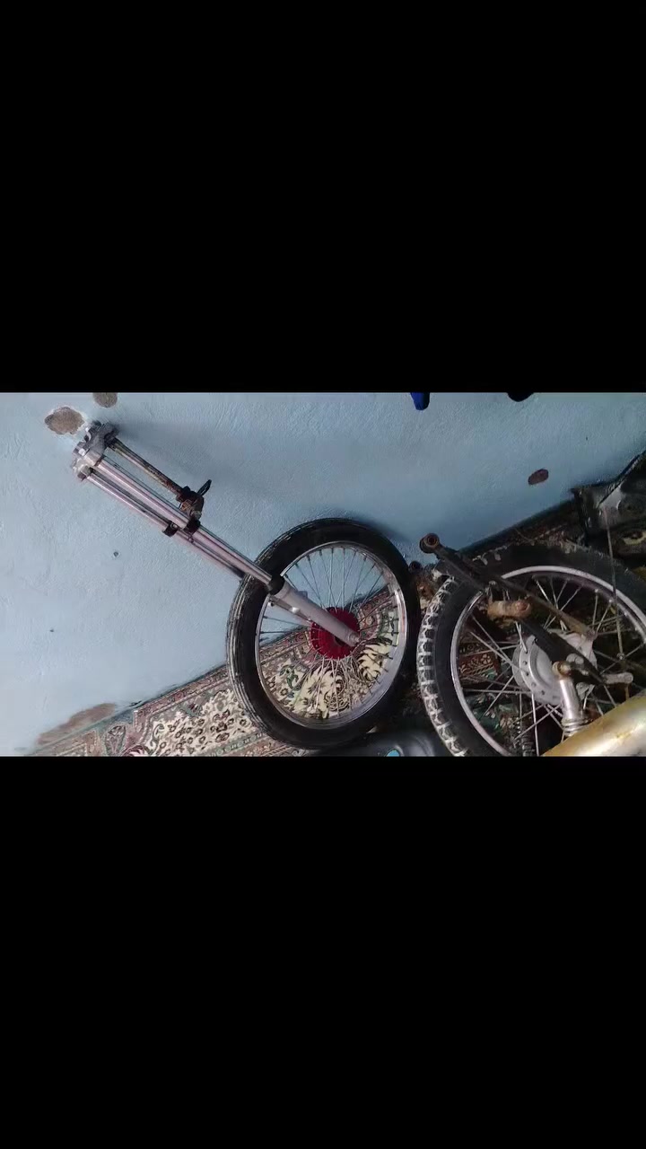 سلام عليكم تعميره مال دراجه لل بيع نضيفه توهة معمرهه المكينه مبدل بيها بس كاور السعر خاص الموشراي لا يدخل يسمع مني كلام مو حلو ***********
