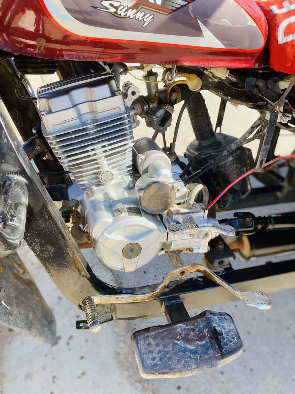 سلام عليكم ستوتة دايوان للبيع
موديل 2011 رقم و سنوية بسمي امداور ثاني يوم  
مكاني كوت دجيلي للاستفسار ***********
