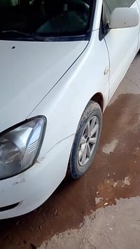 سياره مستبوشي للبيع موديل 2006 رقم انكليزي سنويه 2029 جديده كابون بيها...