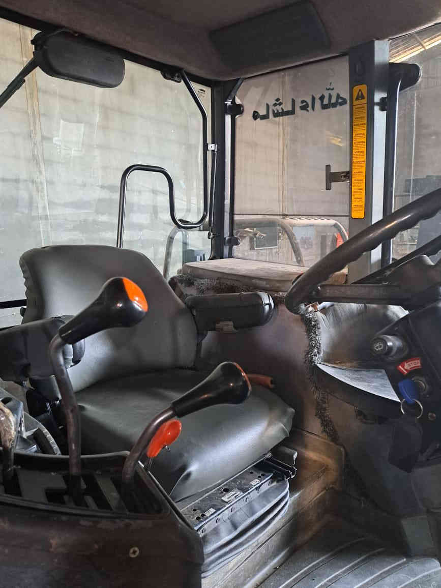 نيوهولند حجم 125فول عادي موديل 2002رقم اربيل ***********
