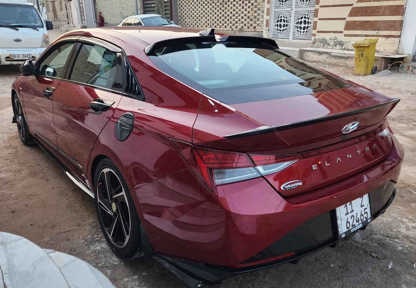مواصفات سياره
((مراوس بسوناته هايبرد ٢٤))
السلام عليكم
   2023 HYUNDAI Elantra  N line🇺🇸🔥‼️
(هونداي النترا ان لاين) 
المواصفات فول ١/١  (N line )🔥‼️ 

لمعرفة السعر علق برقم واحد 💰‼️ 

مكينة تيربو رياضي ✈️
بدون دوانز السياره 🤍
(كير اوتوماتيك (دبل كلج الماني (DCT)
سلايد روف (فتحة سقف )
شفتات ستيرن رياضي ➕ ➖🔥
مود السرعة في الدشبول نظام الانطلاق🔥
بصمة تشغيل مع بصمة ابواب 
تشغيل عن بعد 
شاحن لاسلكي 🔥
كذالك شحن الذكي
صندوق ذكي بصمة فتج تلقائي عند الاقتراب
                                               🔥الكشنات تحكم كهرباء
                                                         🔥تدفئة كشنات 
                         🔥كشنات حضن جلد ومخمل ومطرز N 
                   🚩بطاين ابواب كلها مطرزة خيط احمر مميز
                                     بصمات N  على الكير والستيرن 
دوسات جانبية رياضي شركة 🏁
لايت لد مميز بلادي
بك لايت لد متصل  مميز 
رادار امامي تحديد المسار  
رادارات جانبية النقطة العمياء  
حساسات خلفية للتنبية  والتوقف الذاتي عند الرجوع 
نظام القيادة الذكية لمسافات محدودة مع السيارة الامامية
نظام الوقوف الذاتي عند الاقتراب من مركبة 
كامرة خلفية HD تعمل من اتجاهين مختلفين
اضواء ترحيب عند الاقتراب
كروز تثبيت السرعة
نظام تحديد المسار
قيادة ثلاث وضعيات (نورمل + سمارت + سبورت) كذالك تيربو
فول تحكم جهتين استيرن 
شاشة اعطال واشارة ترحيب
مانع انزلاق نظام تركشن
تبريد شاشه منفصل
ويل رياضي  18 مميز 
شاشة لعرض العطلات وقياس ضغط الاطارات ولضبط اعدادات السيارة 
شاشة كبيره متصلة تدعم نظام الابل كار بلي والاندرويد اوتو بدون كيبل
8 انج + GPS+ بوصله + كامره خلفية دواره
سياره بيه برد لجام كذالك تغليف الارظيه وصندوق وكذالك عليه سستم التغليف المري ولحيه اماميه وخلفيه وجوانب وبيبان وجام  

حادثها بنيد فقط حتى دعاميه ممبدله والدواخل مكفوله✅
وبيها طخه خفيفه كلش جاملغ خلفي عكس السايق 

السيارة ماشية 63 الف قابل للزياده
السيارة بأسمي ثاني يوم تحويل 

مكان السياره نجف ✨
***********
