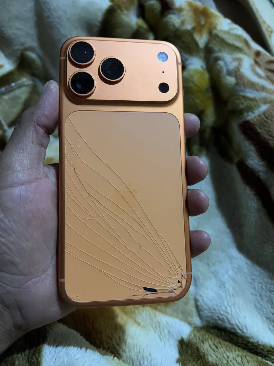 17بروماكس 256خطين CH
مبدل شاشة وبطارية(كله شغال وعالفحص وبي ضمان)
 (شرط مبدلات وكالة لو مال تفصيخ  يعني لا عادي ولا وسط وعالفحص) والظهر مكسور كدامكم🙂 مشحون 40 
السعر مليون و100 يرهم مراوس
***********
